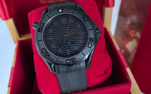 OMEGA Speedmaster All Black Automático 42mm